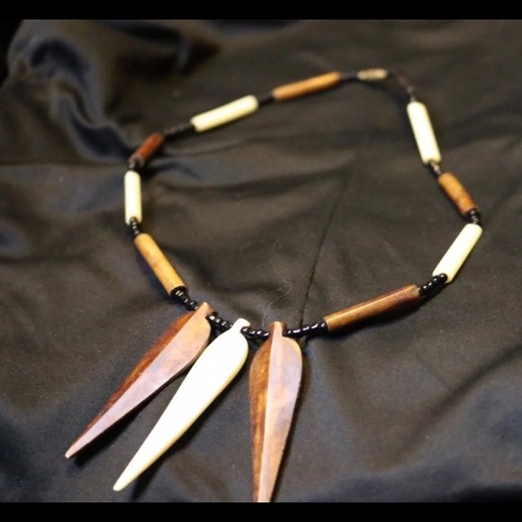 Ethiopian Bone/Wooden Necklace - Picture 3 of 4